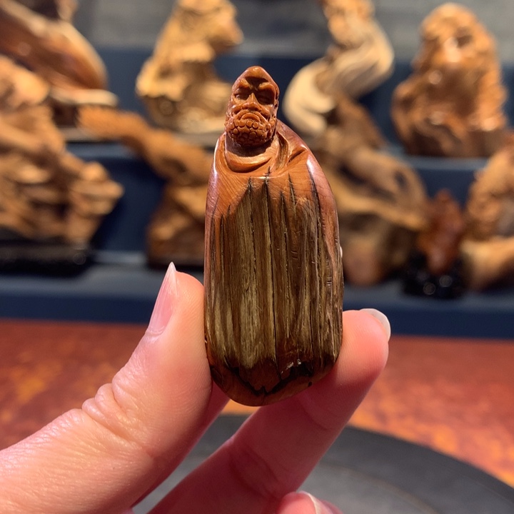 柏木（崖柏）根雕摆件