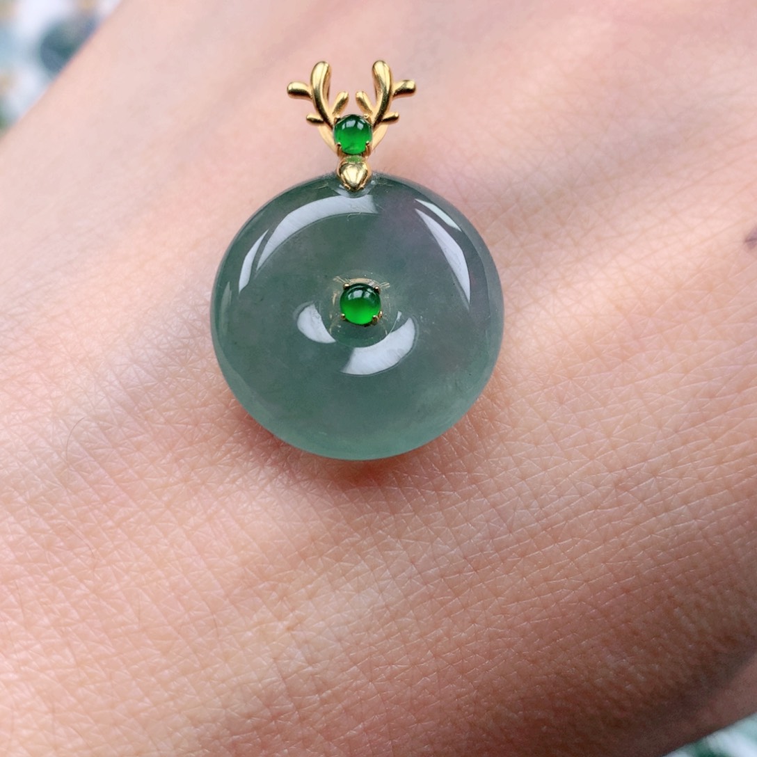 翡翠吊坠(不含链)18K金镶嵌