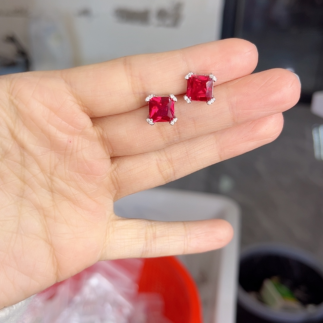 银S925镶嵌耳饰红宝石