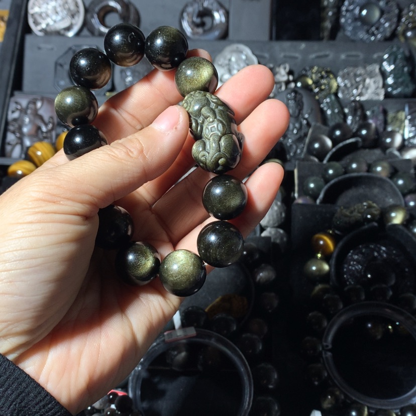 【闪购商品】黑曜岩手串未镶嵌郭*板