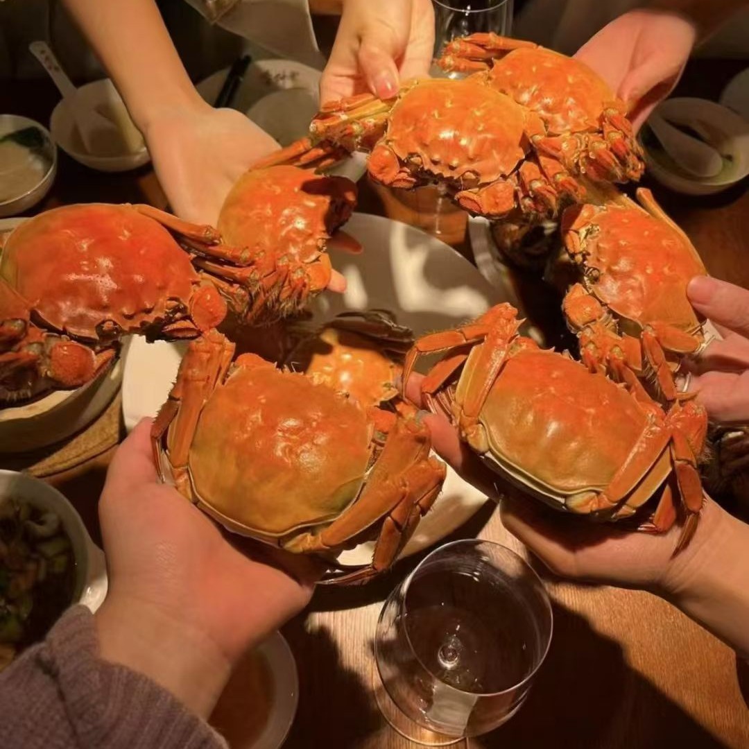 【活蟹】盘锦河蟹 1.7-1.4两 母 8只＋2-1.7两 公 8只京东顺丰到家