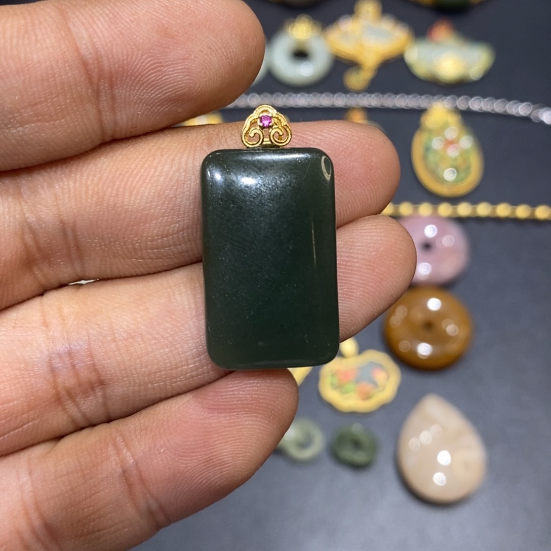 和田玉颈饰银S925镀金镶嵌