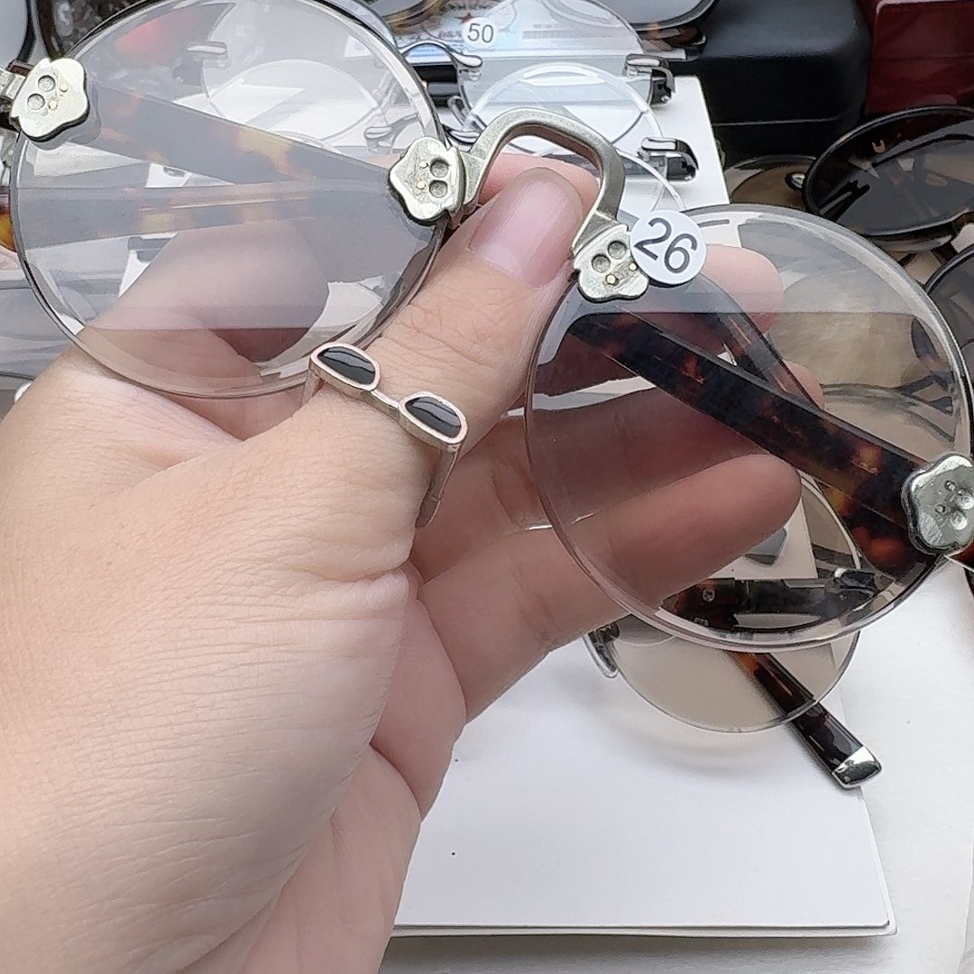 可***可东海水晶石头眼镜26