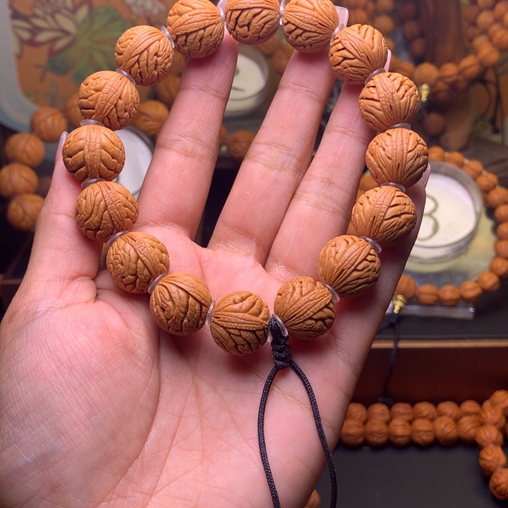 桃核吊坠桃核手串绣球
