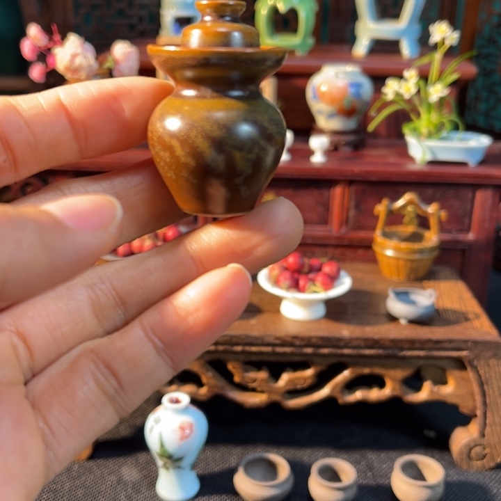 摆件y****哥微陶老王迷你花瓶