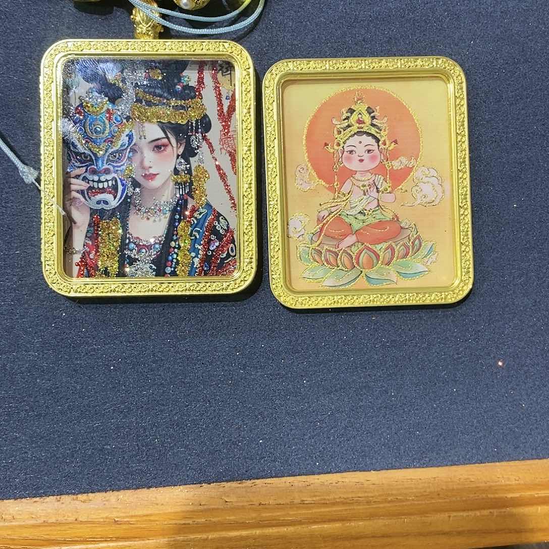 【闪购商品】吊坠双面突突突突