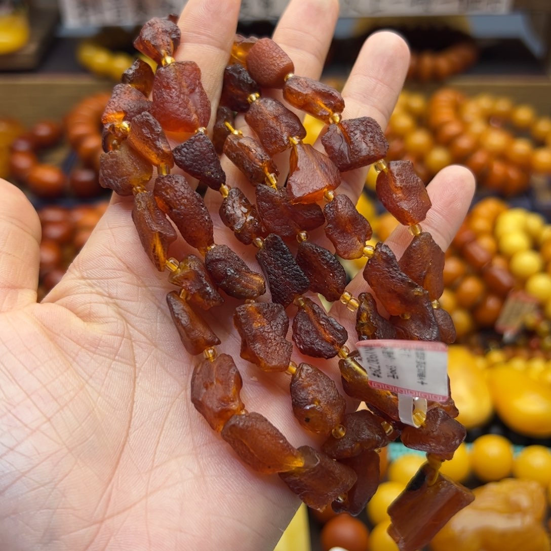 琥珀珠宝奇石未镶嵌