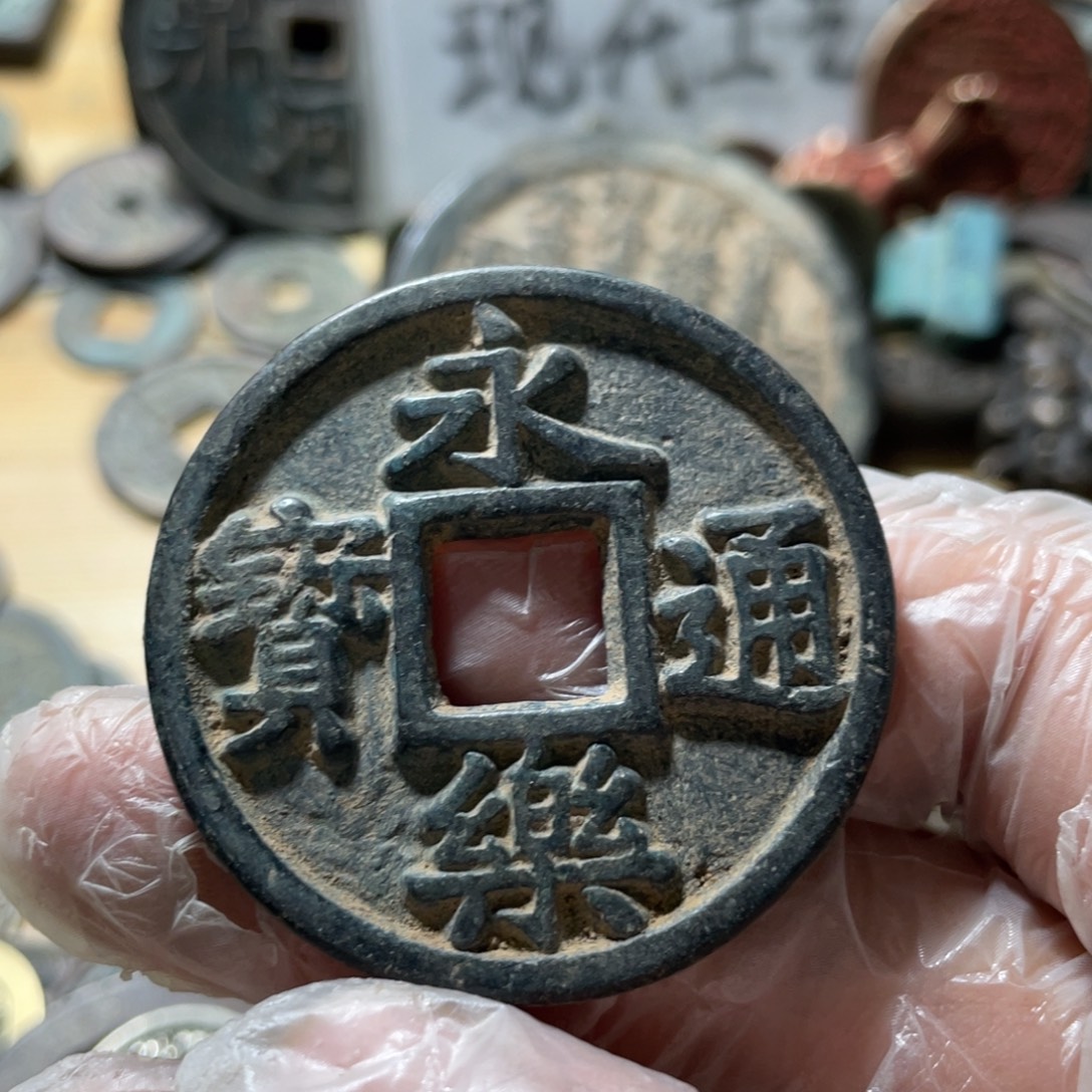 铜现代工艺品学习币