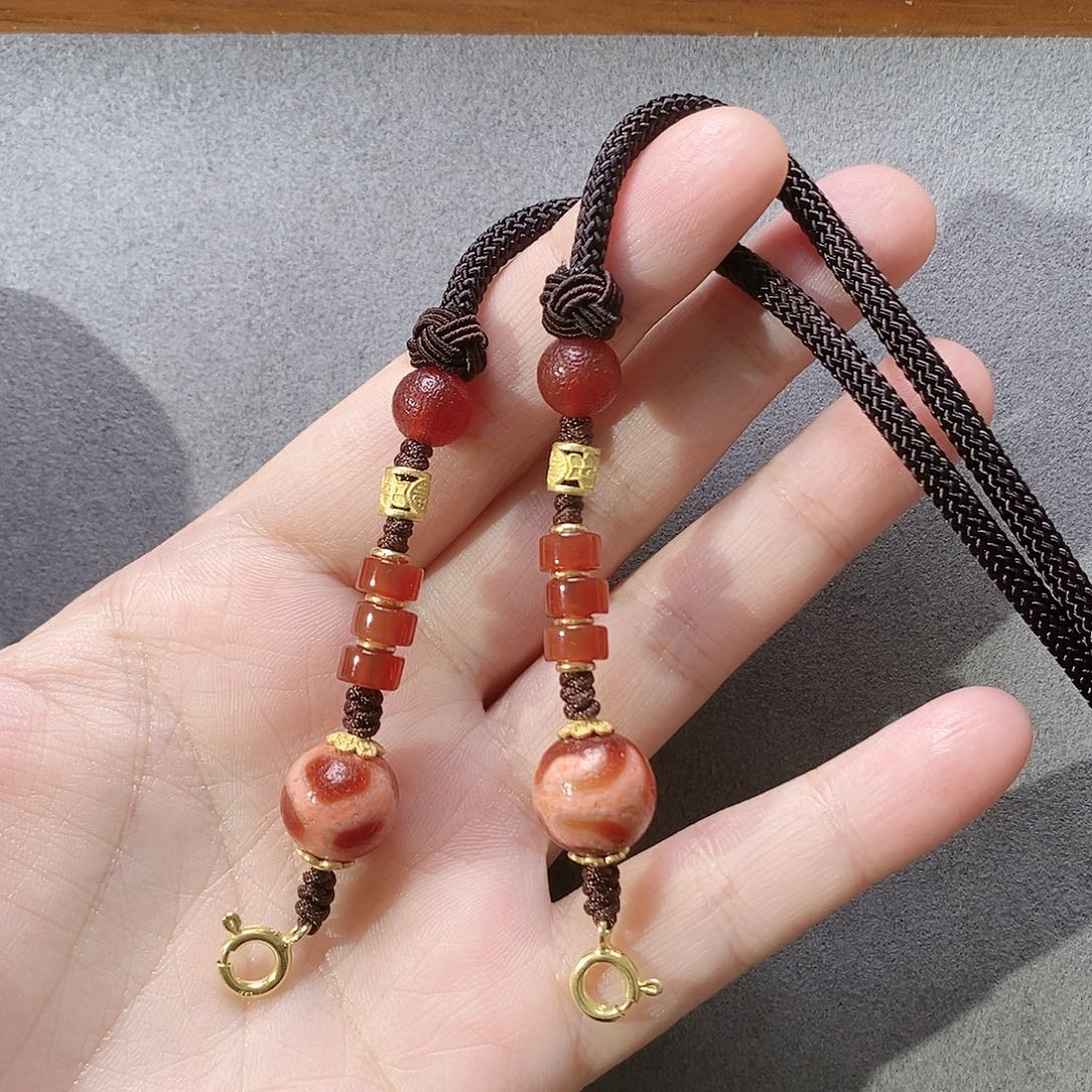 玛瑙/玉髓颈饰未镶嵌