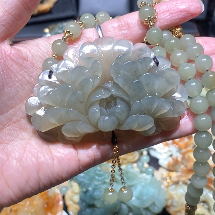 岫玉毛衣链未镶嵌