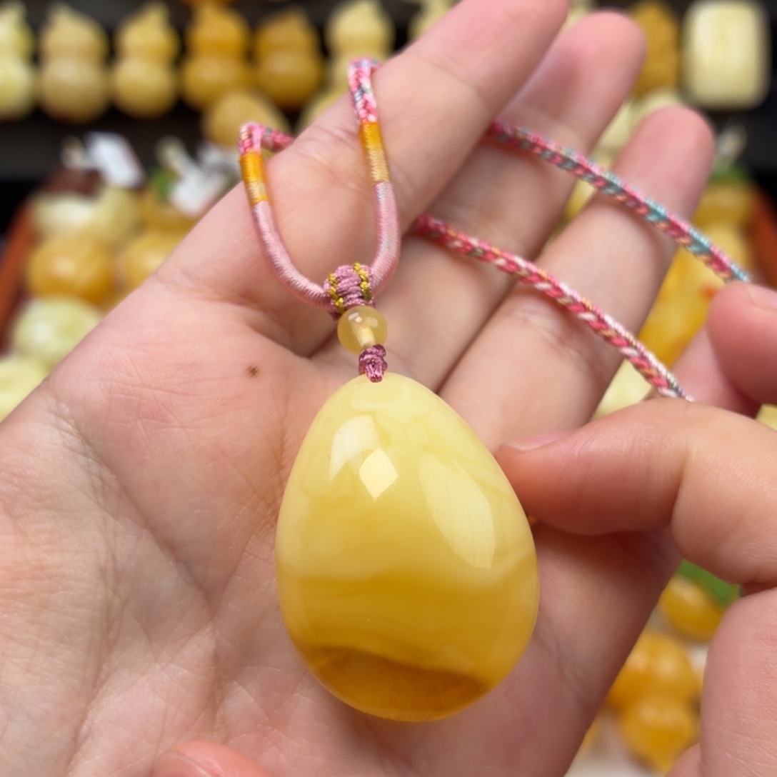 蜜蜡未镶嵌毛衣链蜜蜡