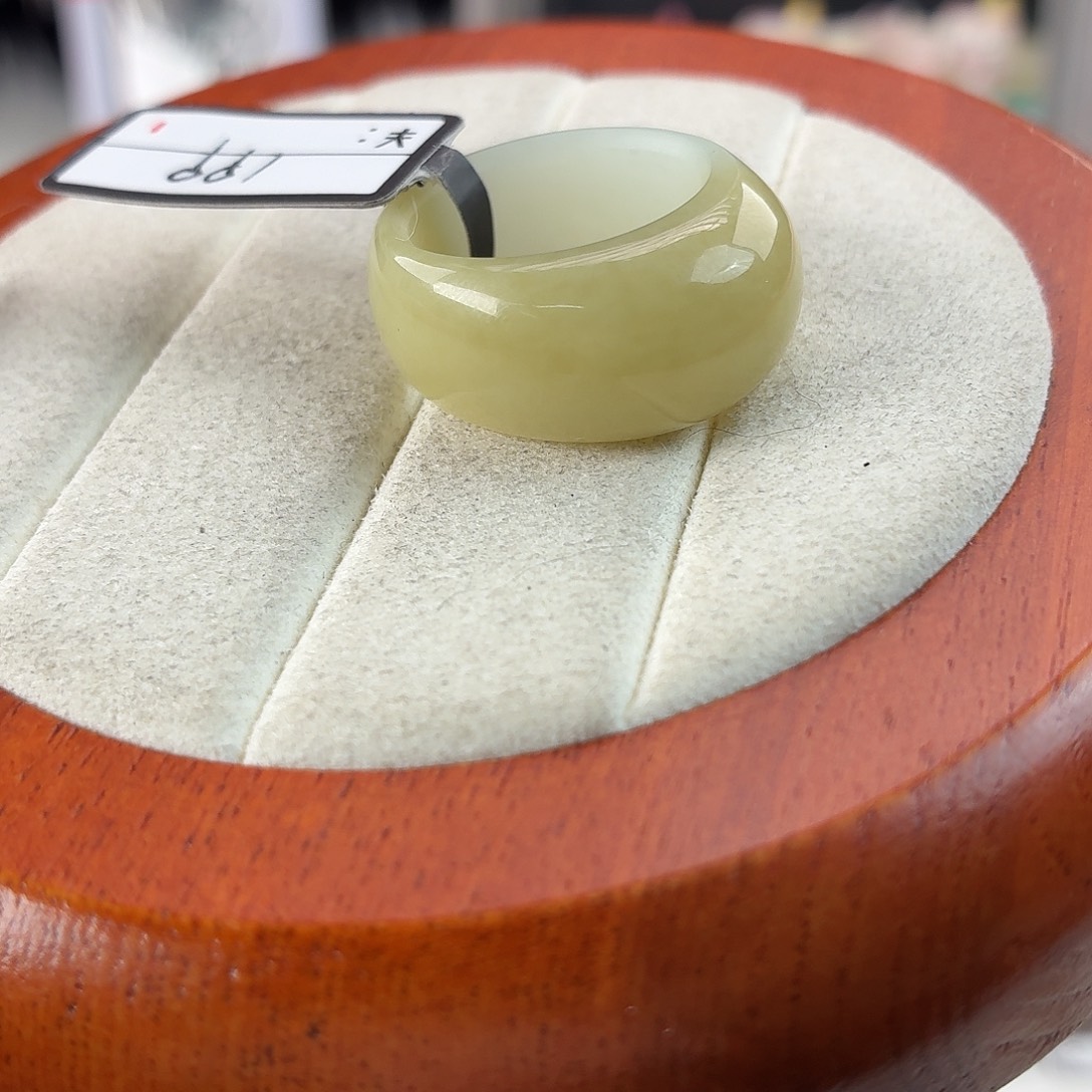 和田玉未镶嵌戒指r2糖绿馒头17.3