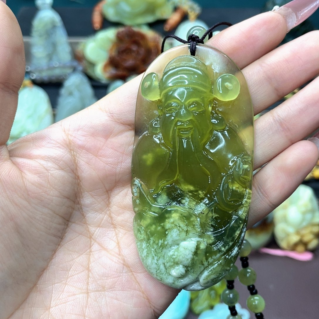 蛇纹石玉挂件未镶嵌浮****涵