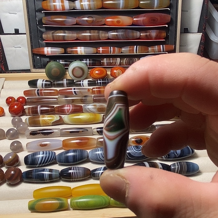 玛瑙/玉髓合金颈饰