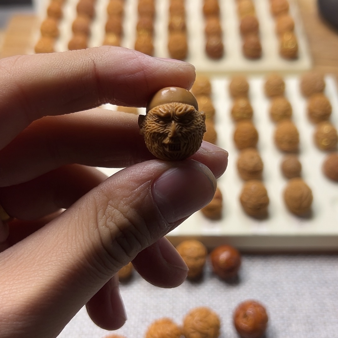 猴头核桃吊坠猴头核桃雕刻