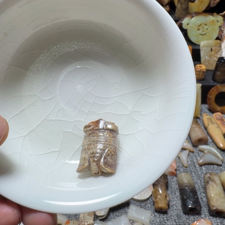 淡***色瓷片双鱼青花111111