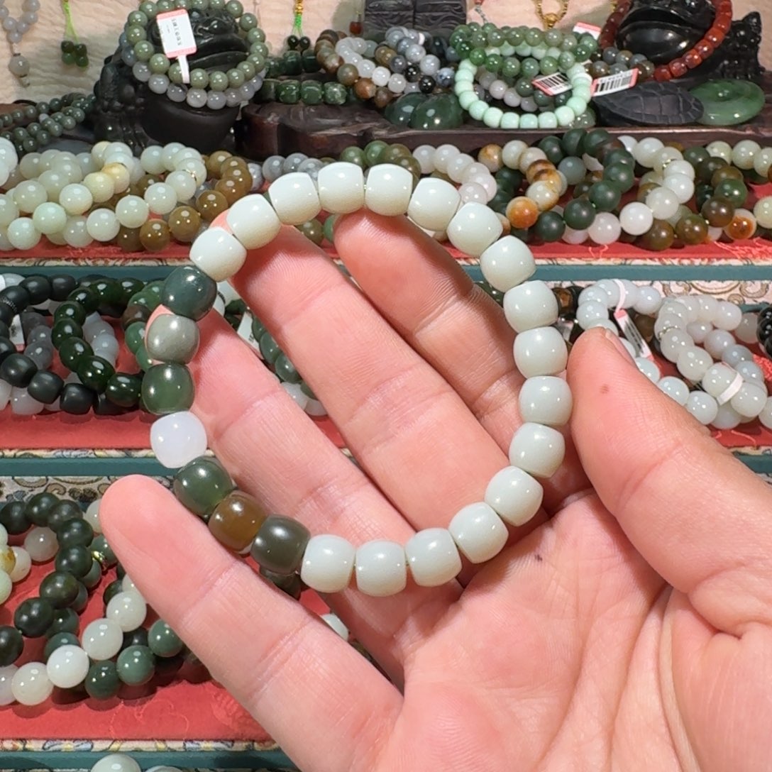 和田玉未镶嵌手链