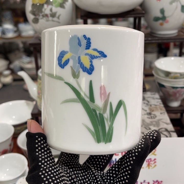 陶瓷醴陵手绘釉下五彩笔桶11厘米高