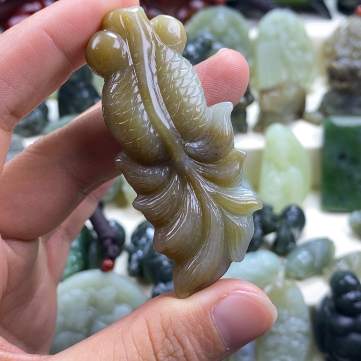 颈饰未镶嵌和田玉