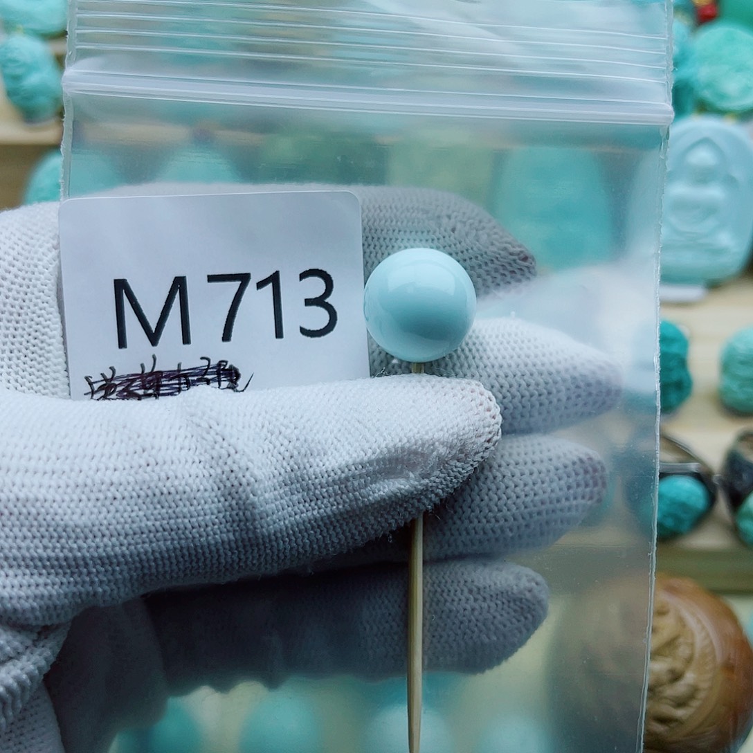 风***瞬绿松石未镶嵌珠宝奇石