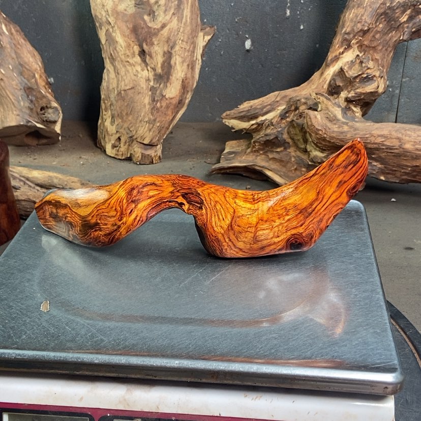 【闪购商品】黄花梨/降香黄檀恩*