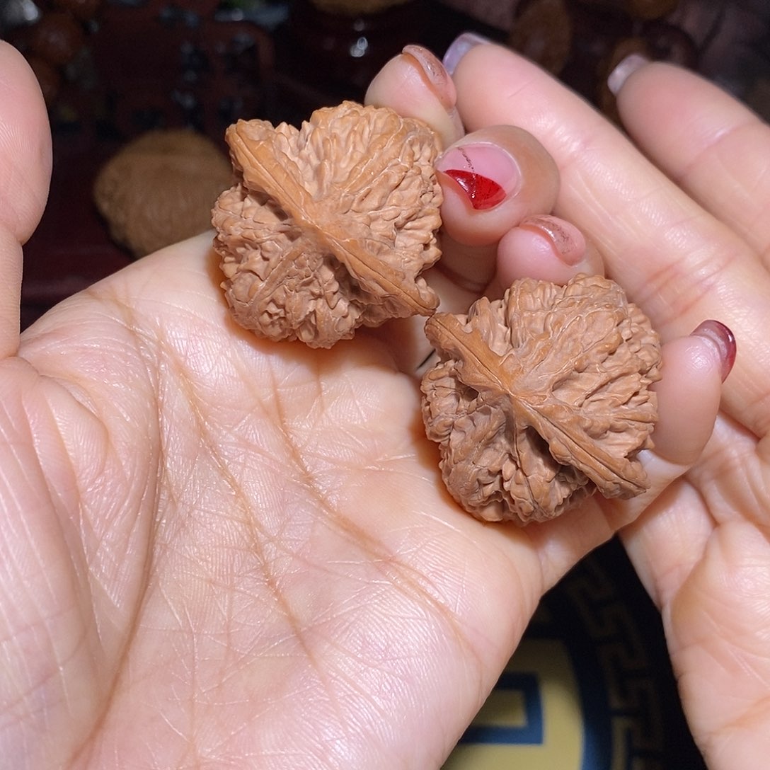 文玩核桃把件37火焰马蹄