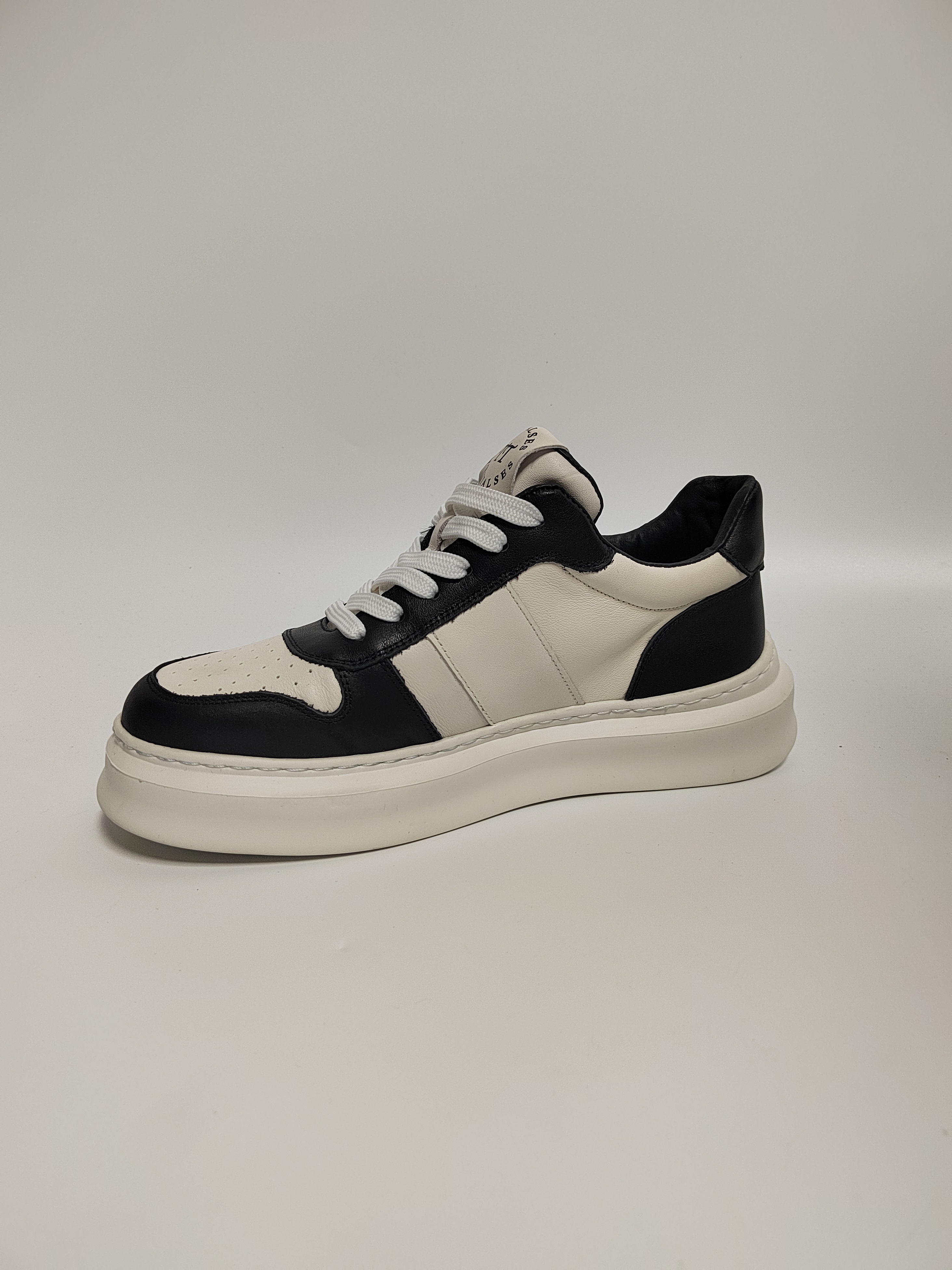 （皮鞋尺码）80335男士轻奢休闲时尚百搭舒适潮鞋