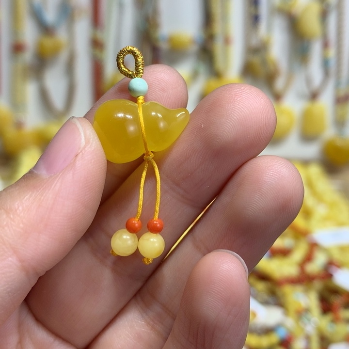 蜜蜡未镶嵌裸石葫芦