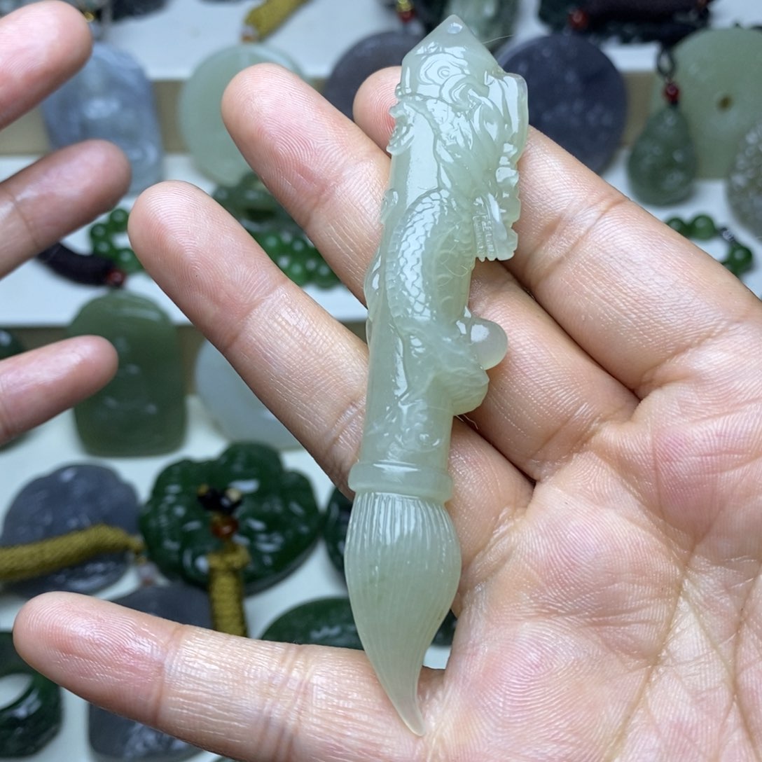 和田玉未镶嵌颈饰