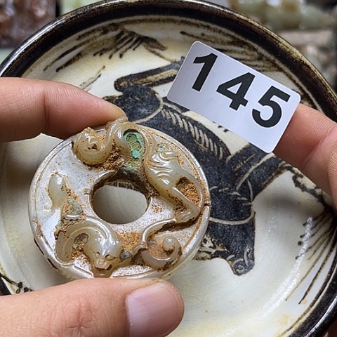 瓷片瓷器制作过程也要严格