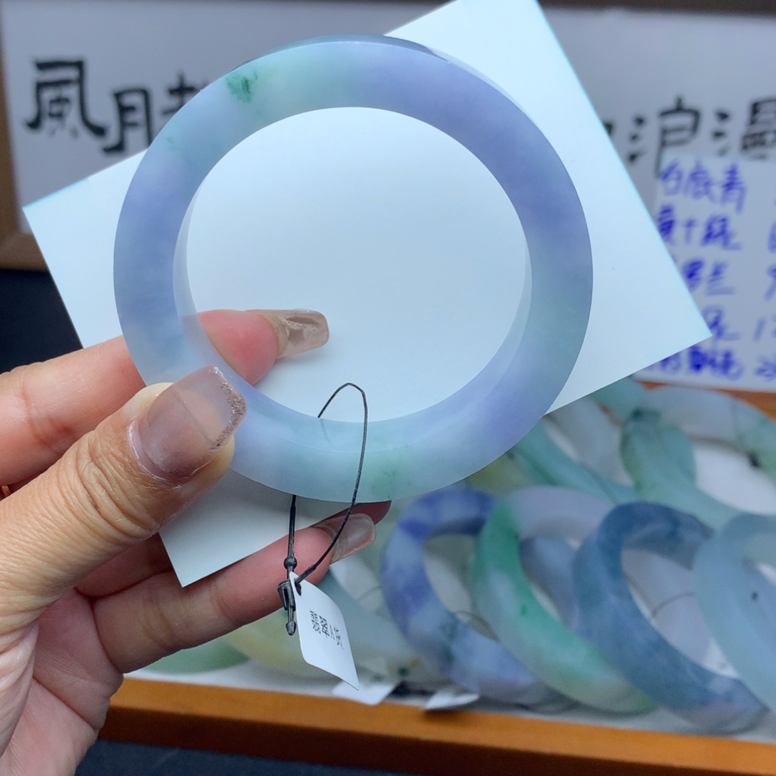 定制翡翠手镯未镶嵌