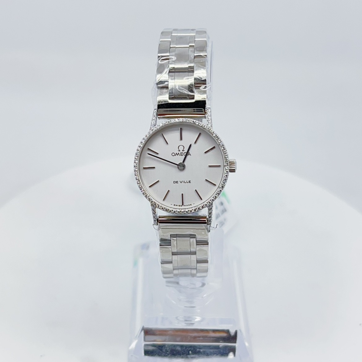 95新 Omega/欧米茄  手动机械后钻24mm/公价32999/w10925
