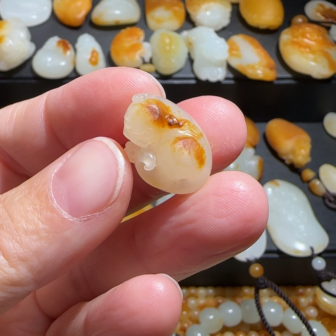 和田玉吊坠(不含链)未镶嵌修*