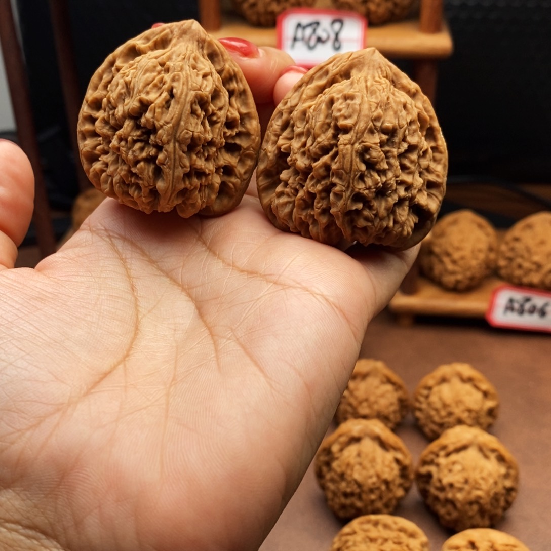 文玩核桃吊坠南疆9