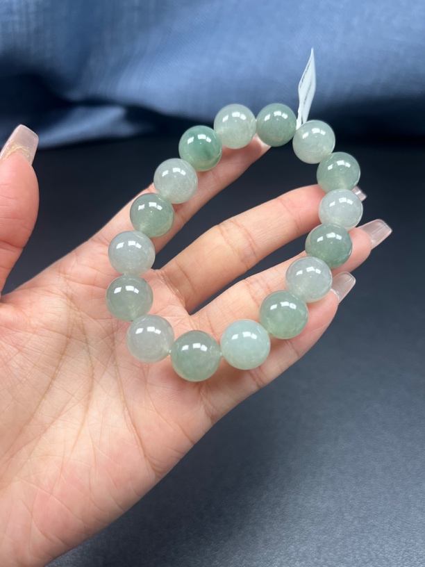 天然翡翠a货毛货定制手串