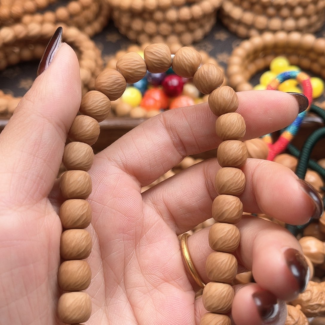 手串猴头核桃爱****生云锦9.5