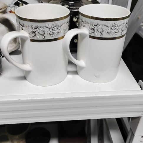 瓷片瓷器，各种摆件，瓷片，