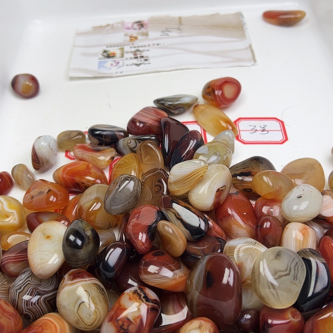新***）玛瑙/玉髓未镶嵌珠宝奇石
