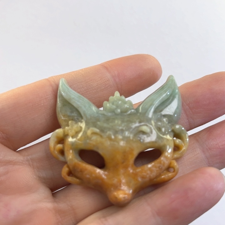 翡翠吊坠(赠链)未镶嵌代编织