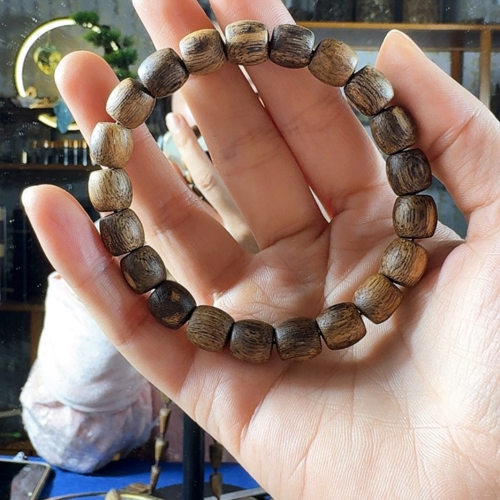 沉香手串凯****良白奇楠沉香鼓珠手串6.8克