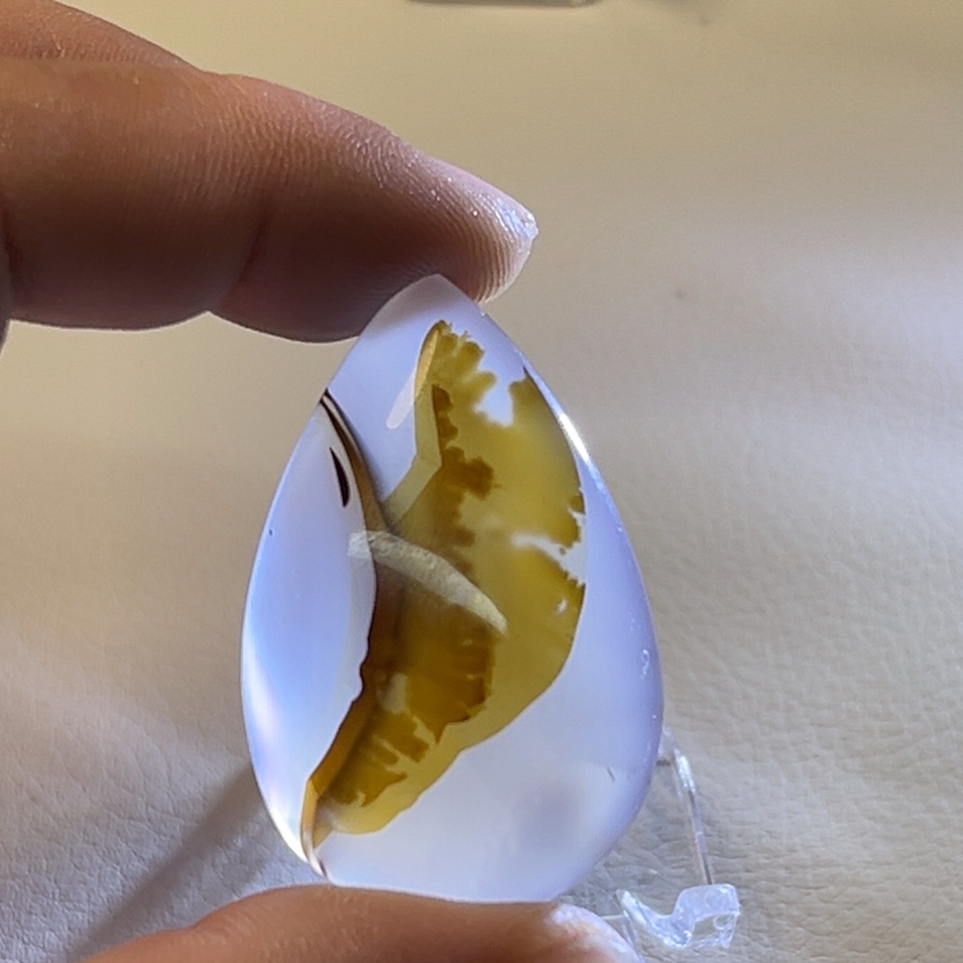 大***皮玛瑙/玉髓未镶嵌颈饰