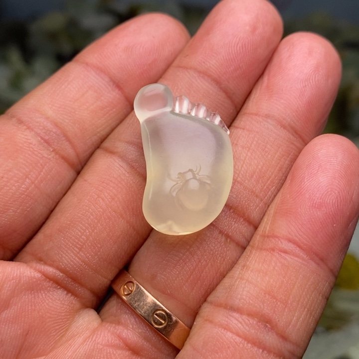 蛇纹石玉颈饰合金139