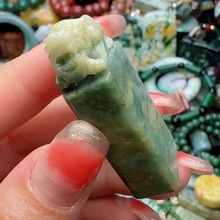 翡翠颈饰未镶嵌天然A货57