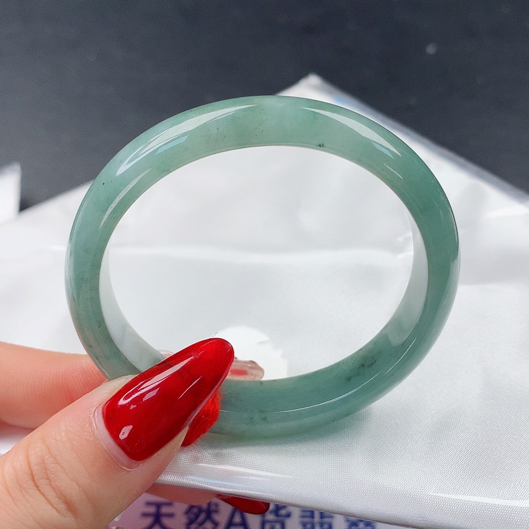 翡翠手镯未镶嵌33贵妃53