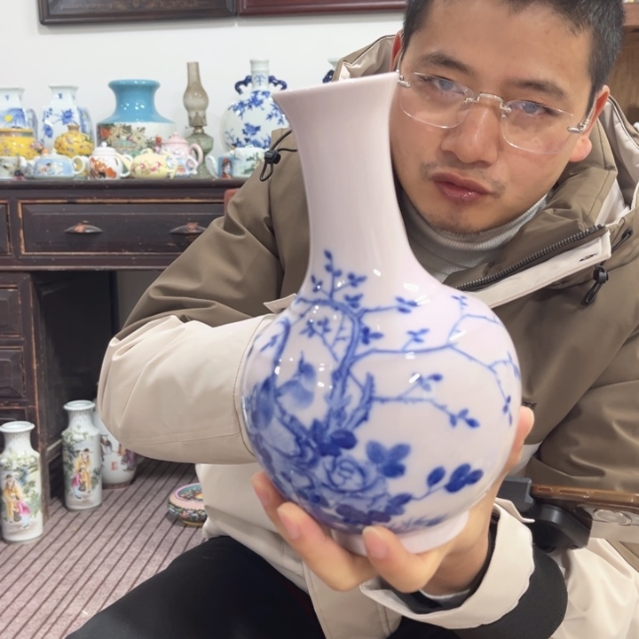 陶景德镇陶瓷协会理事兼