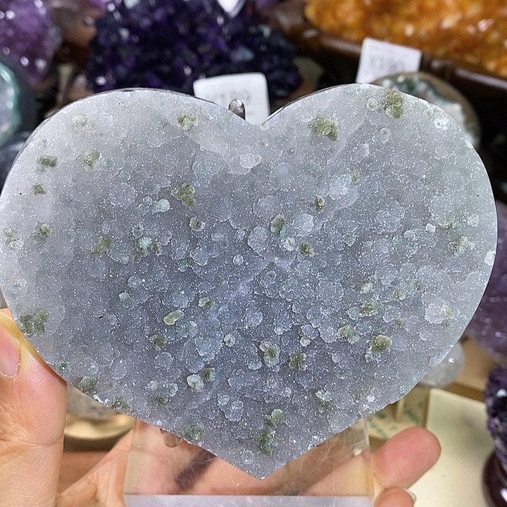 紫晶未镶嵌大型摆件（非配饰）