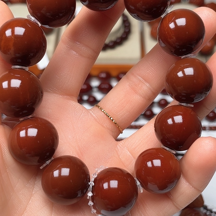 橄榄核手串平**李玉化光珠