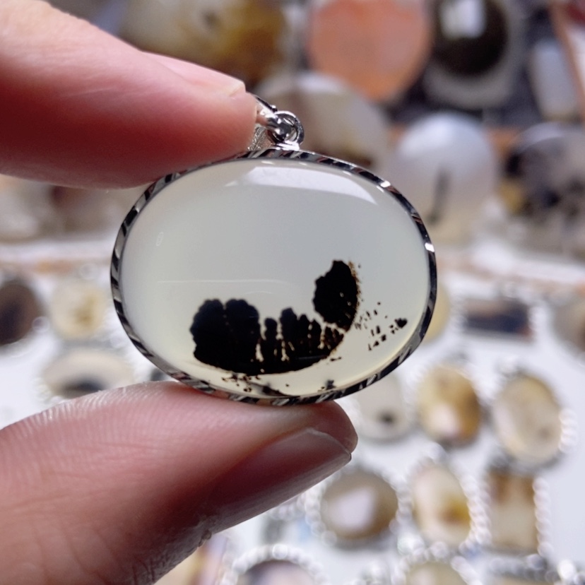 【闪购商品】玛瑙/玉髓颈饰未镶嵌