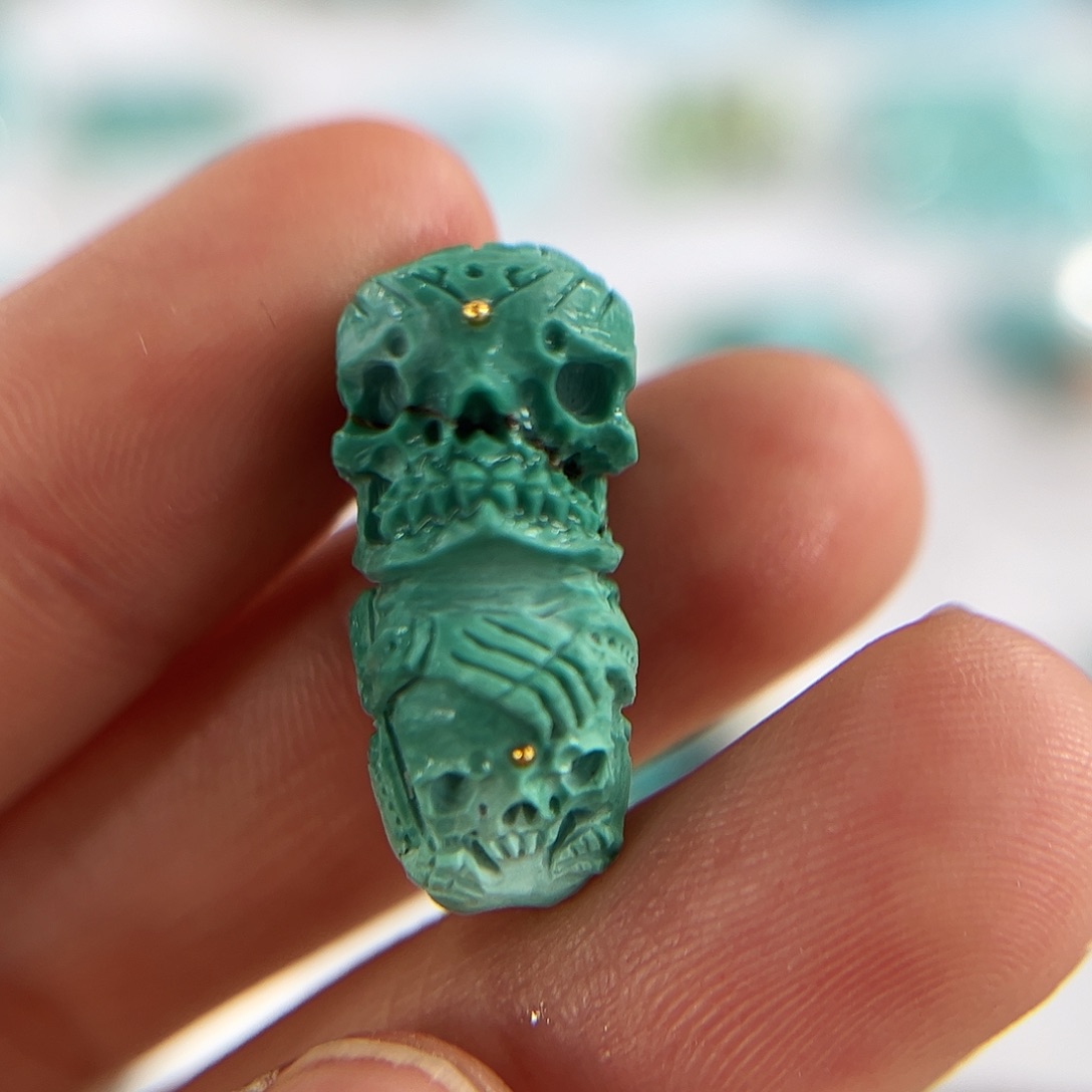 绿松石配饰未镶嵌