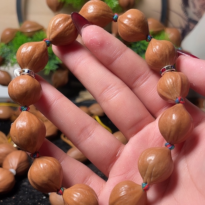 橄榄核手串/手链1.5蜜桃臀13只有一条